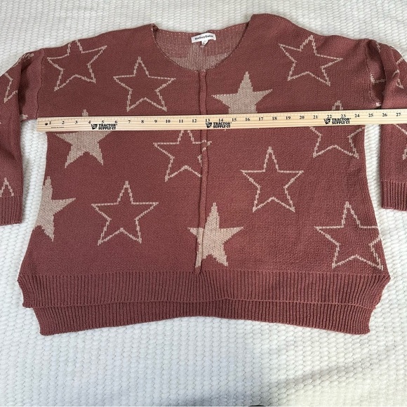 Newbury Kustom Womens M Oversized Pink Tan Star Pullover Sweater Medium Weight - Picture 9 of 11